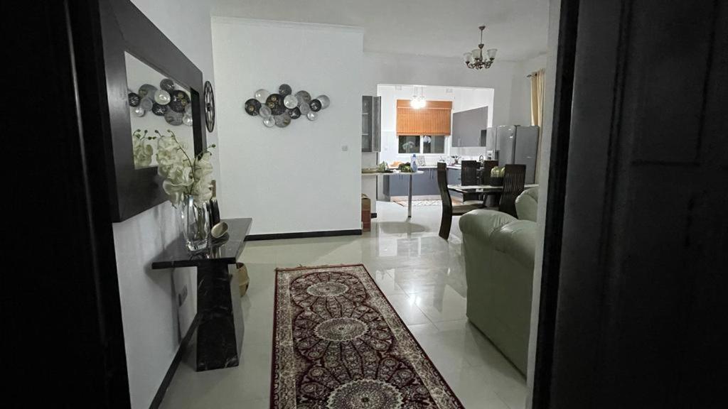 Silverest Sanctuary: Home Away From Home Lusaka Luaran gambar